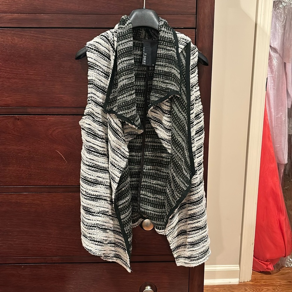 Anthropologie vest